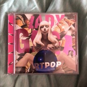 Lady Gaga’s 2013 Album Artpop CD